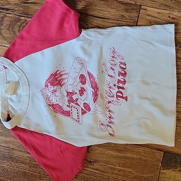 Bundle of 2 stranger things tops - Picture 2 of 4